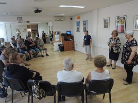 Foto izložba, Radoznalo oko